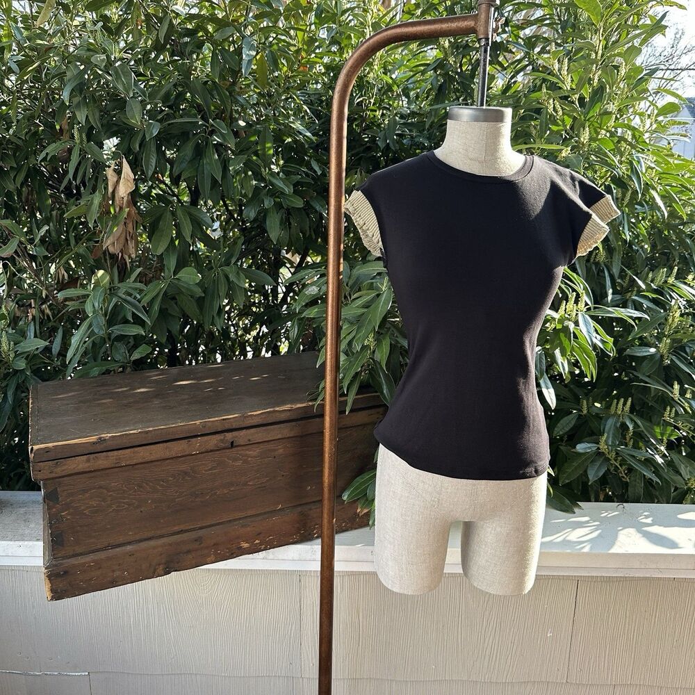 Y2K Black Knit Top Gold Metallic Ruffle Sleeve Fitted Minimalist Sz S